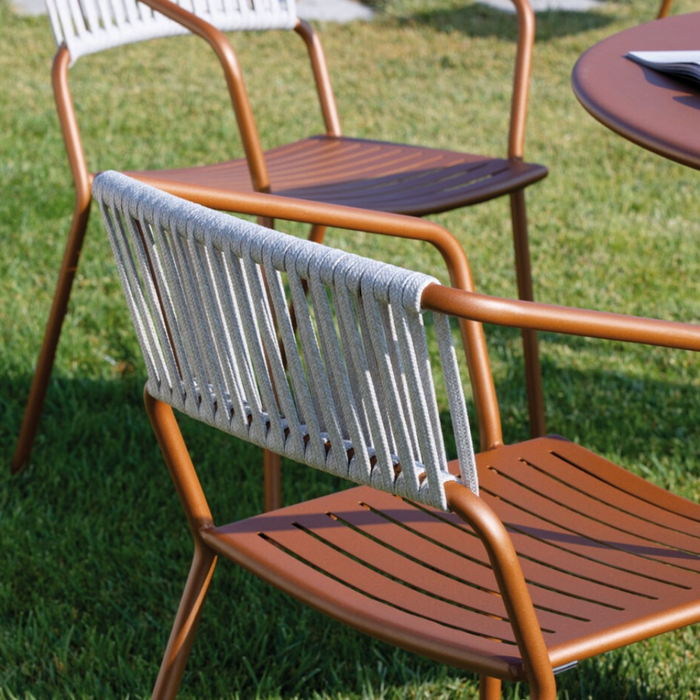 Daisy Rope Stool