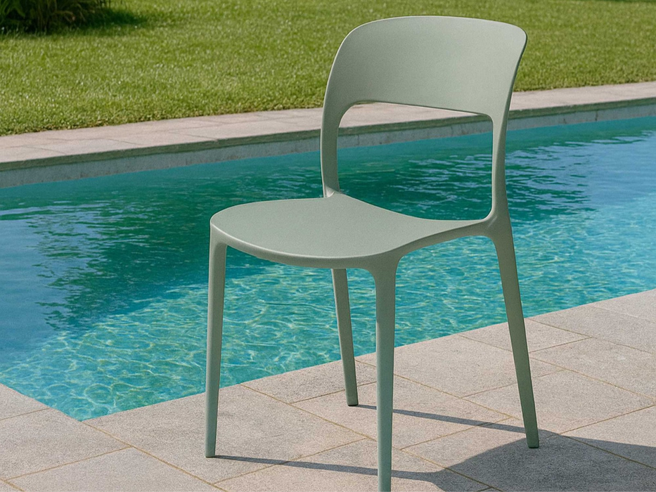 Sedia da esterno in polipropilene Risto