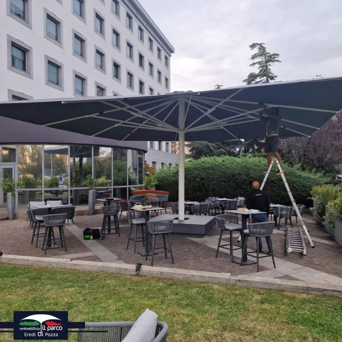 Giant umbrella with central pole anthracite Titano Classic 6X8 m