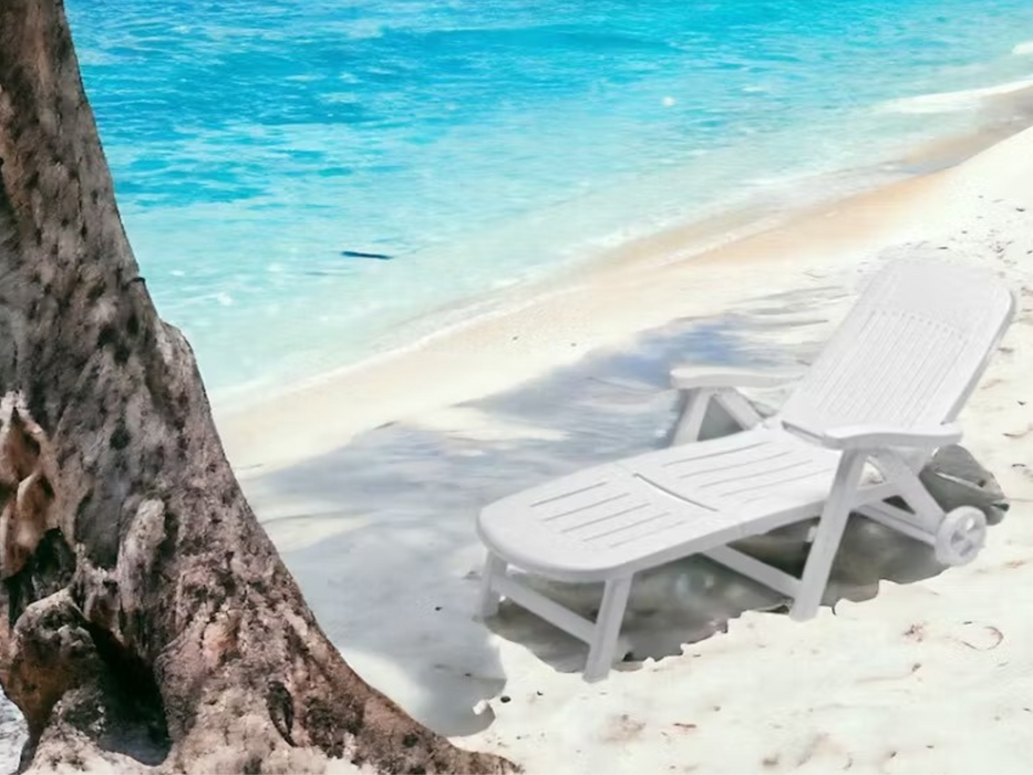 Lettino Sdraio California Bianco in Resina con Schienale Reclinabile e Ruote - cm 80x190x98h Scab